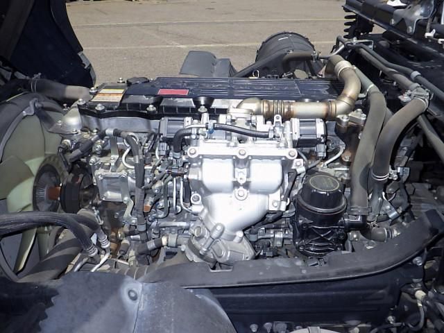 MITSUBISHI FUSOU FIGHTER 2018 Image 31