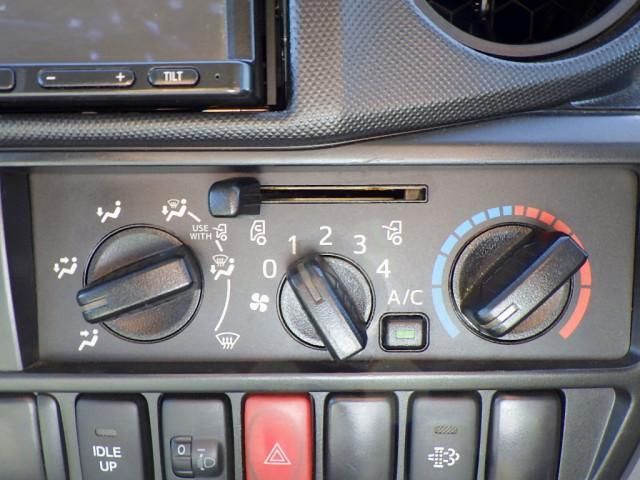 TOYOTA DYNA 2020 Image 31