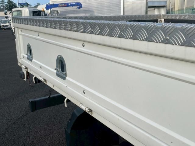 ISUZU ELF 2020 Image 31