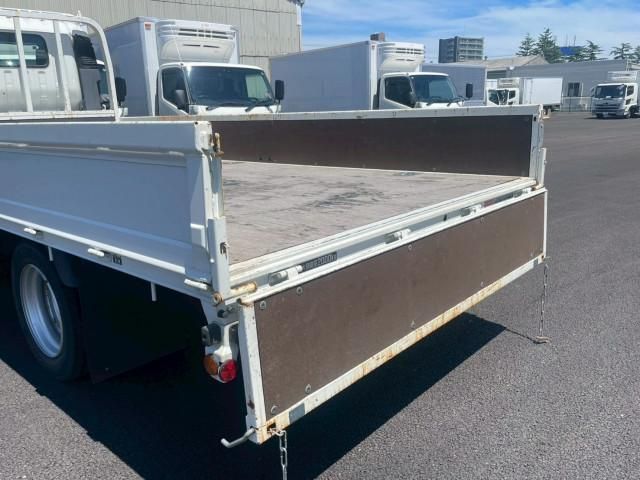 HINO DUTRO 2020 Image 31