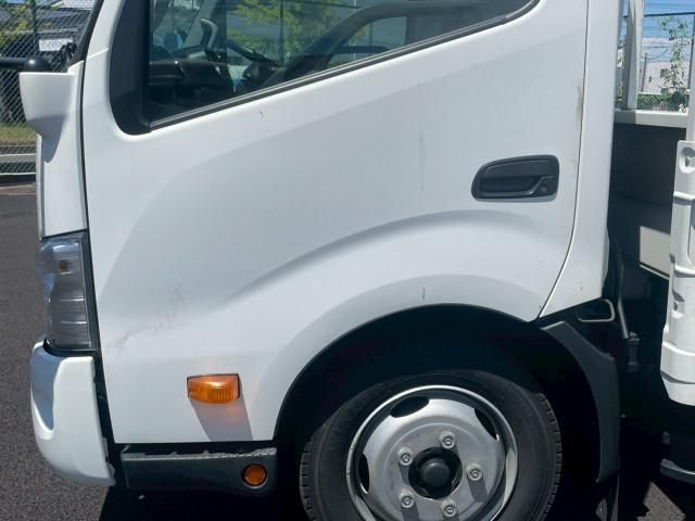 HINO DUTRO 2020 Image 31