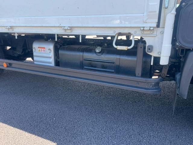 HINO DUTRO 2020 Image 31