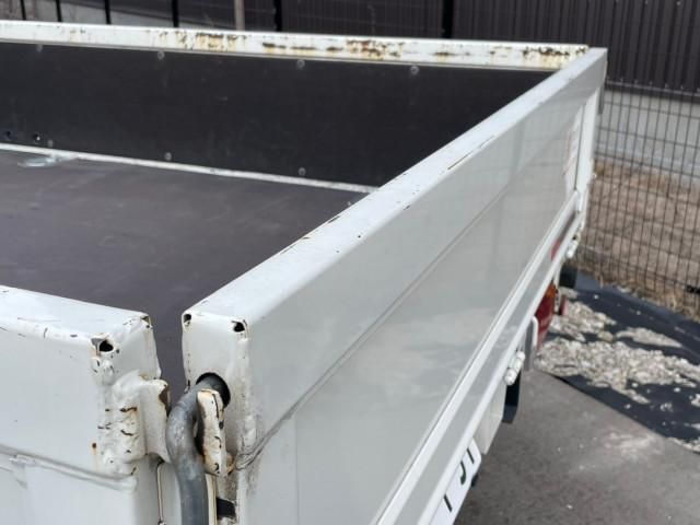 HINO DUTRO 2022 Image 31