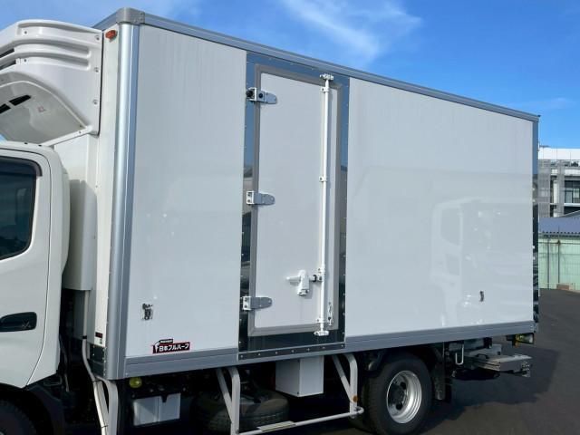 HINO DUTRO 2024 Image 31