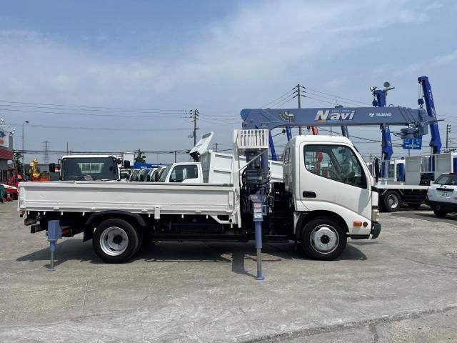 HINO DUTRO 2006 Image 31