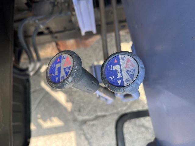 HINO DUTRO 2006 Image 31