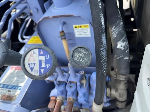 HINO DUTRO 2006 Image 31