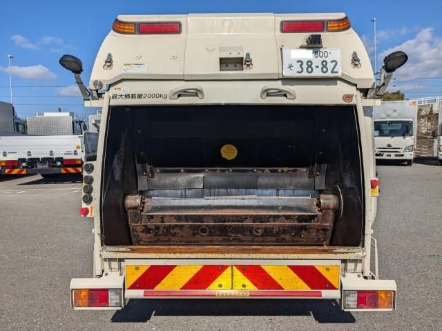 HINO DUTRO 2017 Image 31