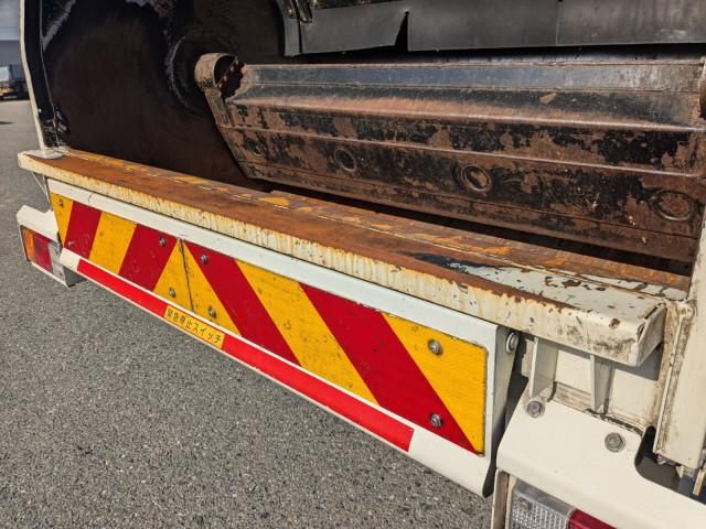 HINO DUTRO 2017 Image 31