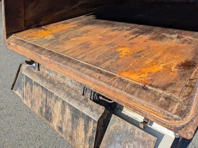 HINO DUTRO 2017 Image 31