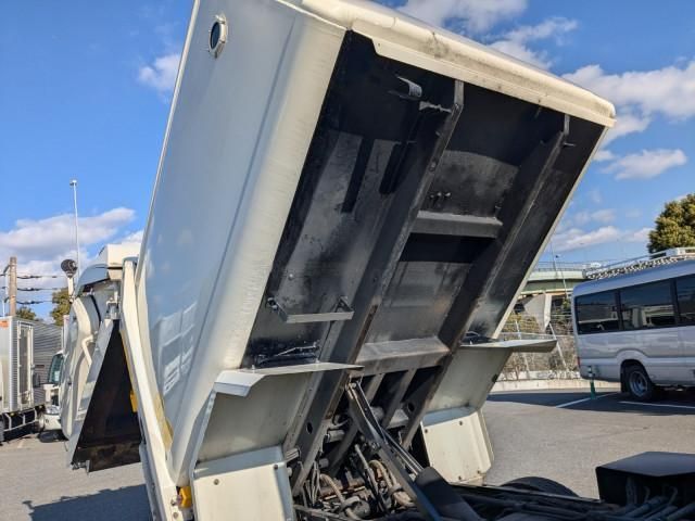 HINO DUTRO 2017 Image 31