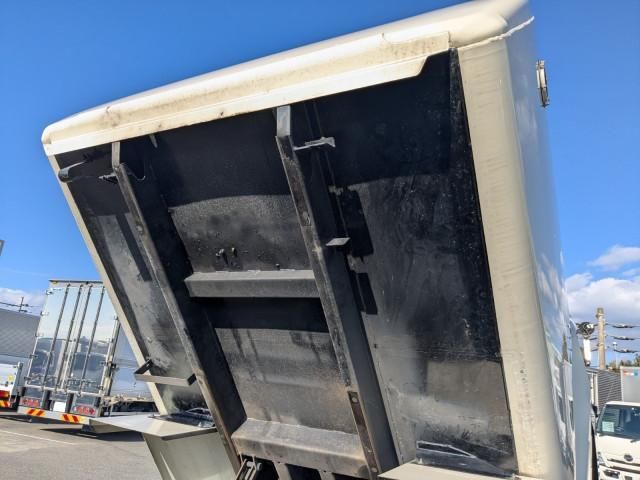 HINO DUTRO 2017 Image 31