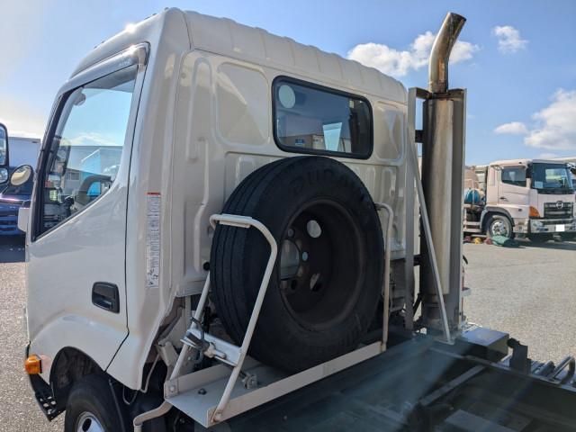 HINO DUTRO 2017 Image 31