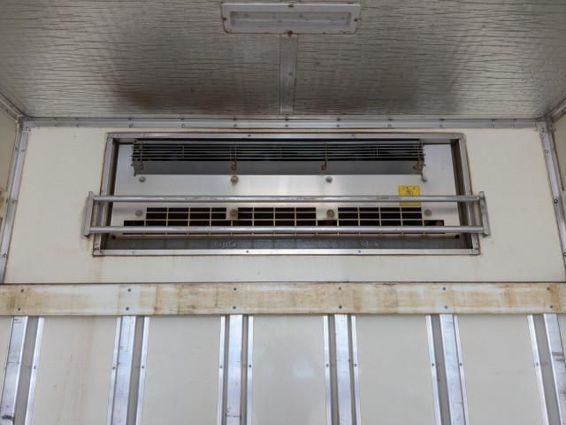 MITSUBISHI CANTER 2016 Image 31