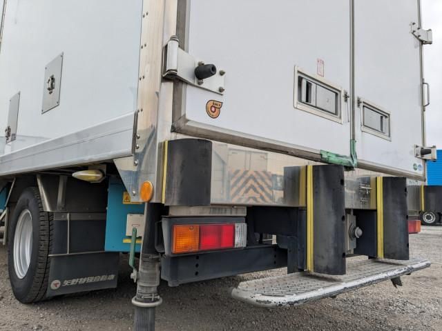 MITSUBISHI CANTER 2016 Image 31