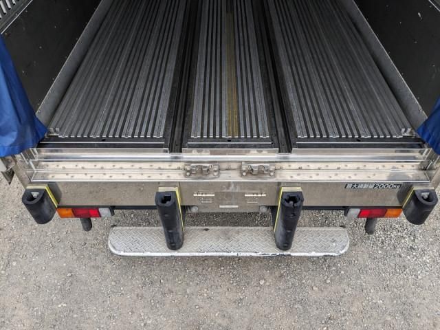 MITSUBISHI CANTER 2016 Image 31