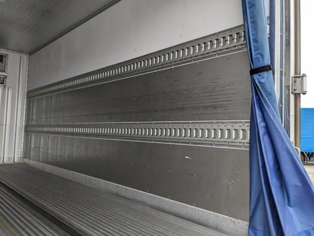 MITSUBISHI CANTER 2016 Image 31