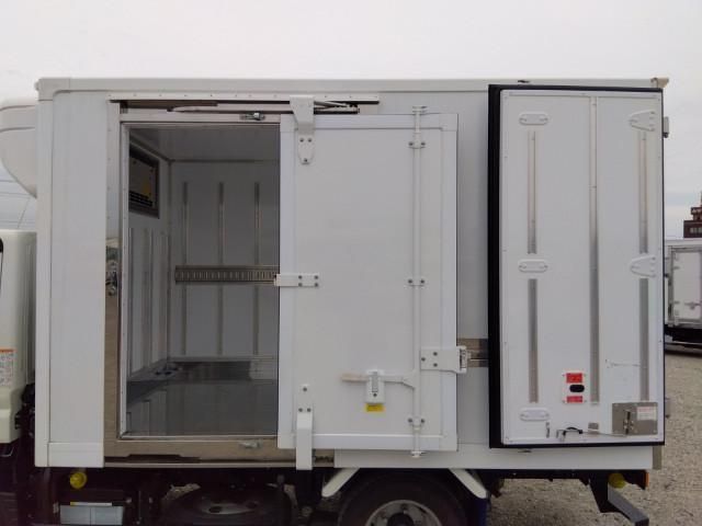 MITSUBISHI CANTER 2024 Image 31