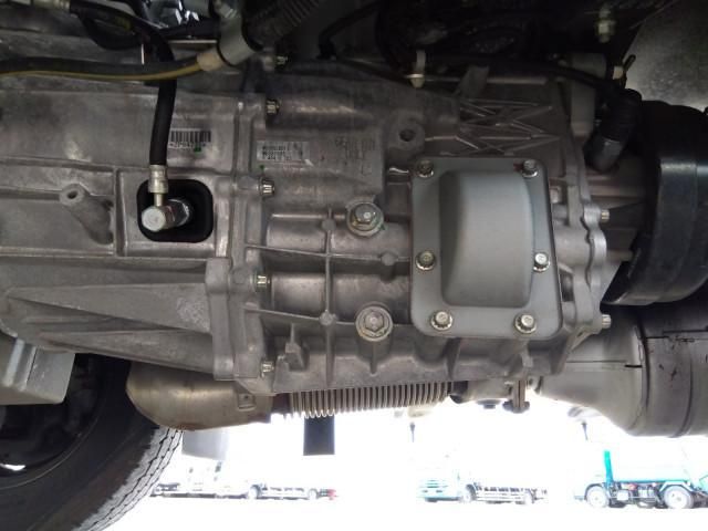 MITSUBISHI CANTER 2024 Image 31