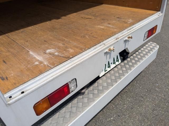 HINO DUTRO 2022 Image 31