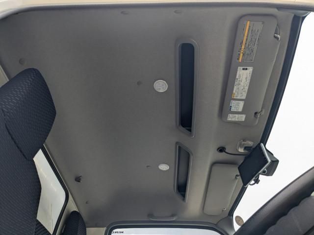 HINO DUTRO 2022 Image 31