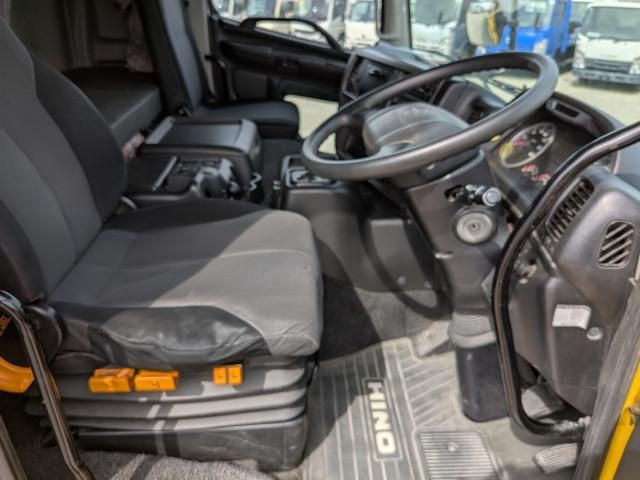 HINO PROFIA 2014 Image 31