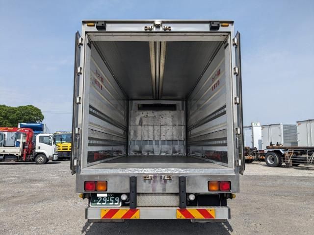 ISUZU FORWARD 2017 Image 31