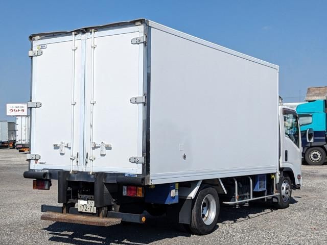 ISUZU ELF 2013 Image 31