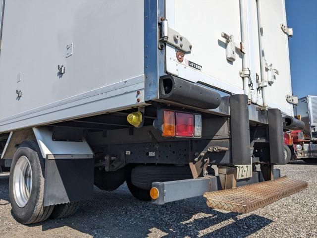 ISUZU ELF 2013 Image 31