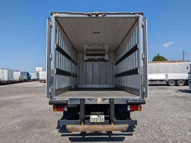 ISUZU ELF 2013 Image 31