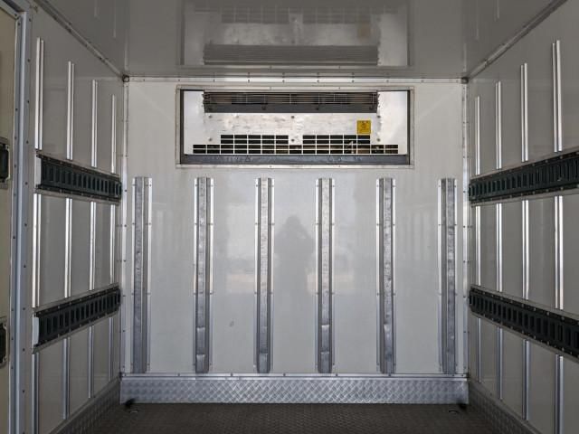 ISUZU ELF 2013 Image 31