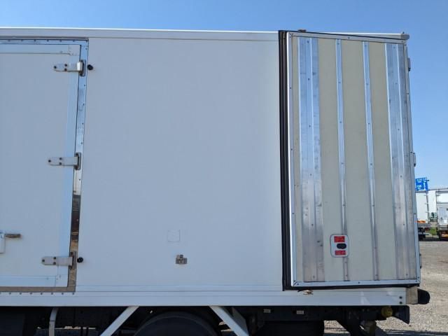 ISUZU ELF 2013 Image 31