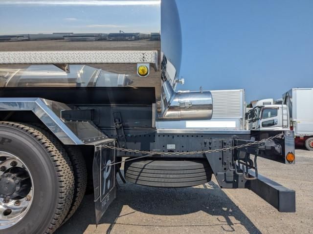 HINO PROFIA 2021 Image 31