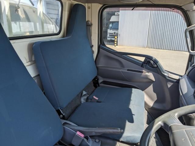 MITSUBISHI CANTER 2014 Image 31