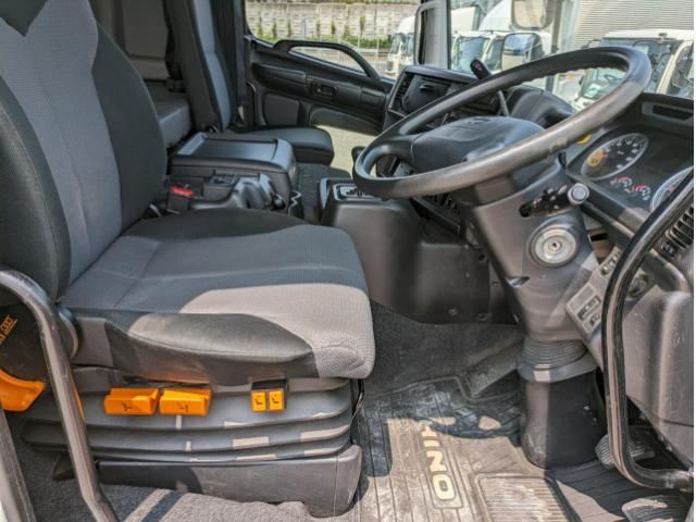 HINO PROFIA 2018 Image 31