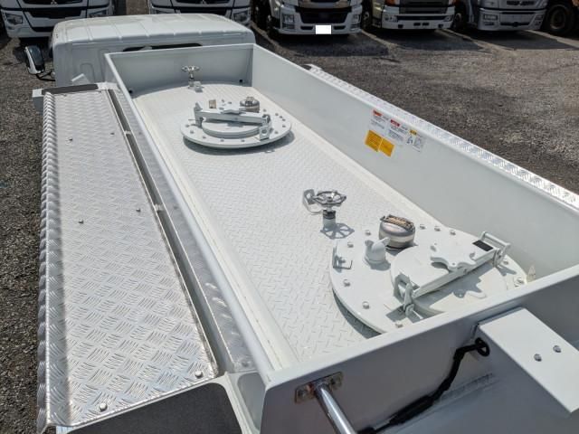 MITSUBISHI CANTER 2025 Image 31