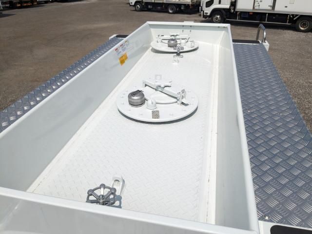 MITSUBISHI CANTER 2025 Image 31