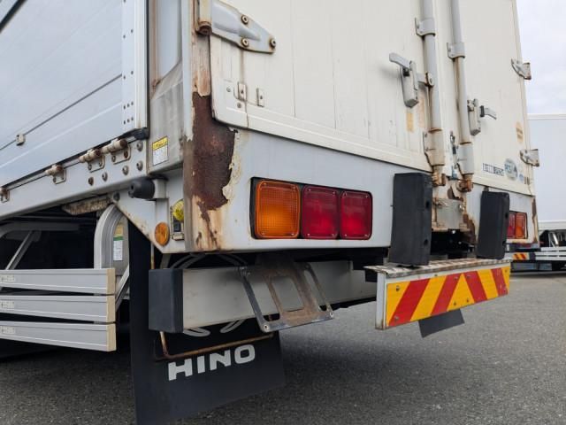 HINO PROFIA 2012 Image 31