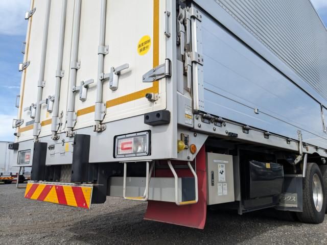 HINO PROFIA 2018 Image 31