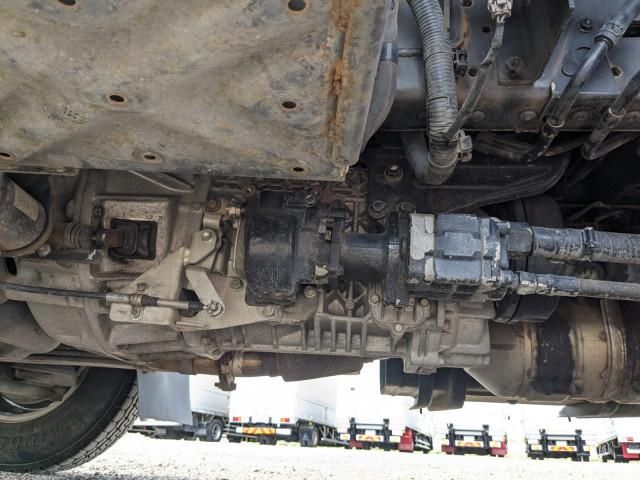 HINO DUTRO 2015 Image 31