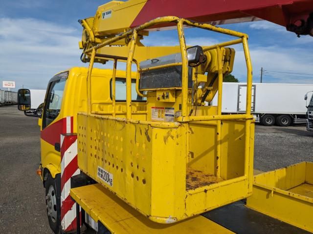 HINO DUTRO 2015 Image 31