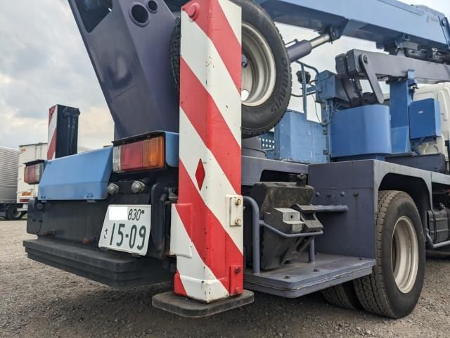 HINO DUTRO 2011 Image 31