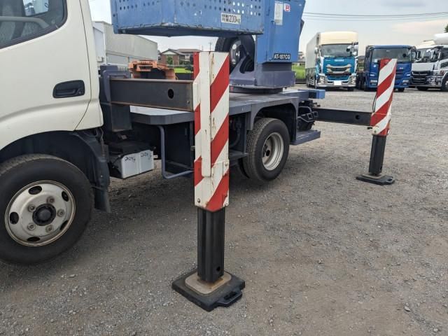 HINO DUTRO 2011 Image 31