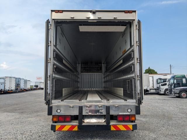 HINO PROFIA 2018 Image 31