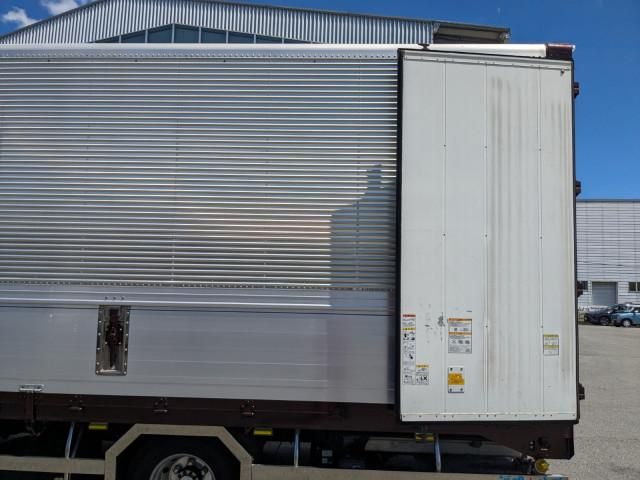 ISUZU FORWARD 2018 Image 31