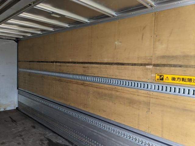 ISUZU FORWARD 2018 Image 31