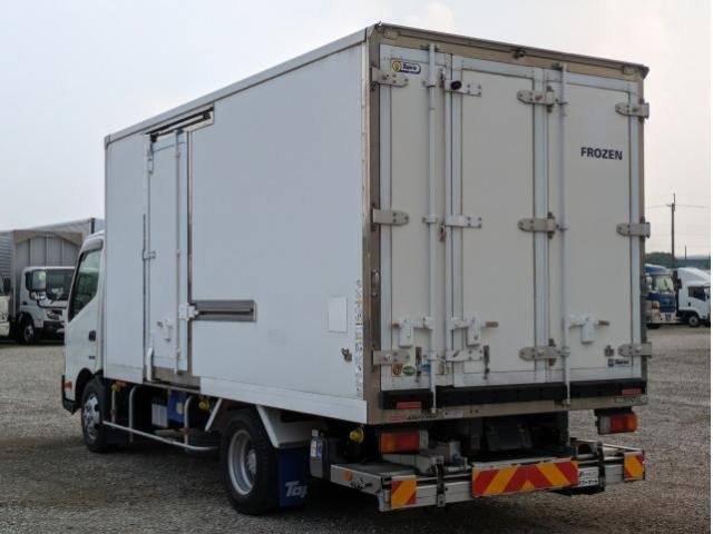 HINO DUTRO 2018 Image 31