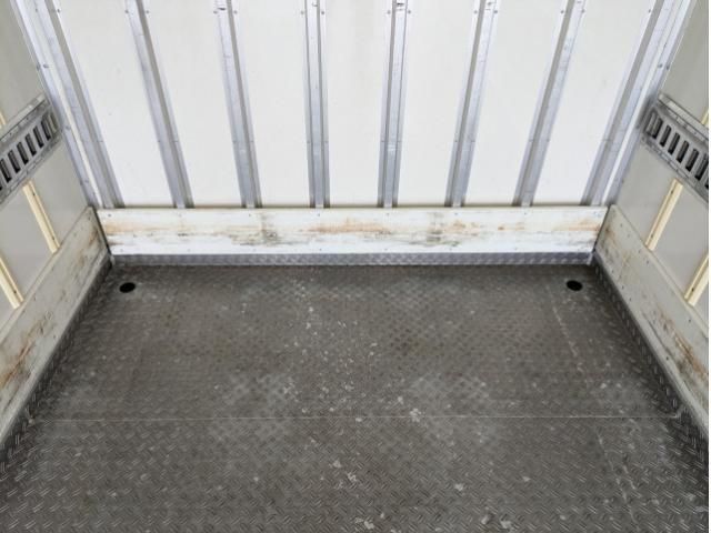 HINO DUTRO 2018 Image 31