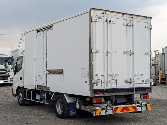 HINO DUTRO 2018 Image 31