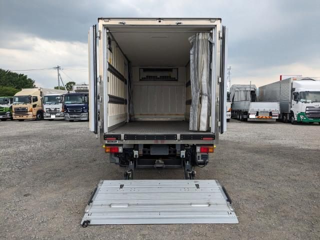 HINO DUTRO 2018 Image 31